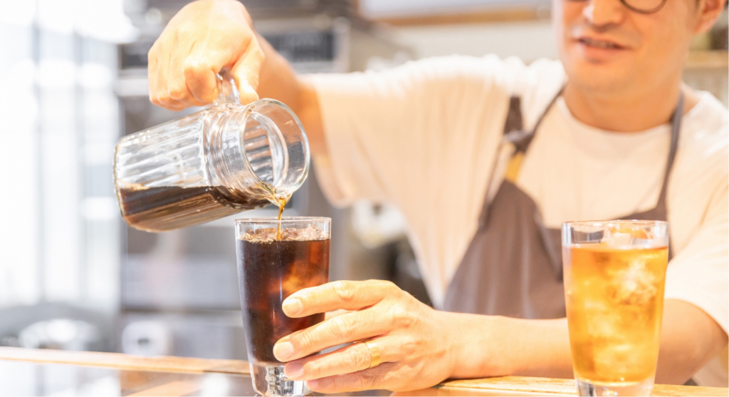 飲食店で働く人