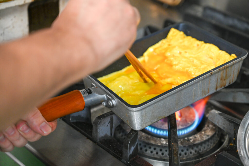 手作りの卵焼きの写真